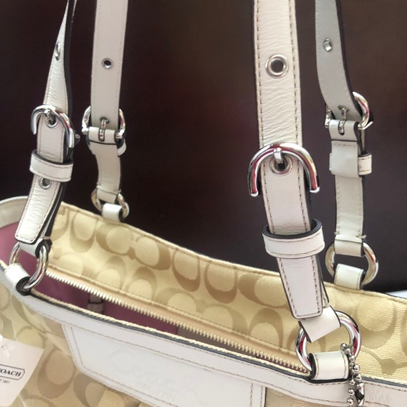 Coach F14281 White/Beige Signature East West Gallery Tote - Picture 11 of 13